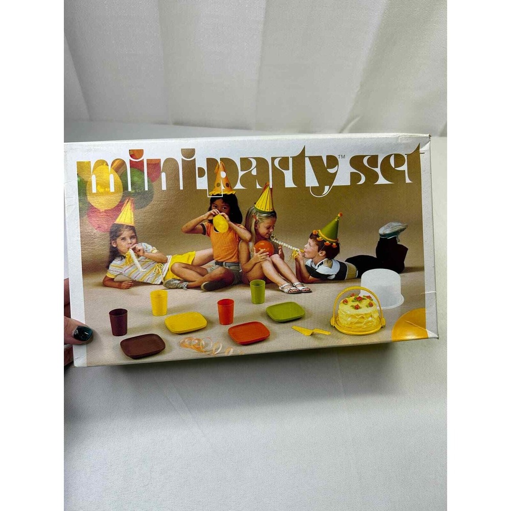 Vintage Tupperware Mini Party Set Cake Server Toys for 3-4 Years Old New in Box